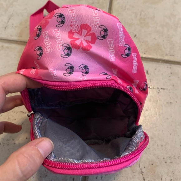 NEW Lilo & Stitch Mini Coin Pouch - Picture 5 of 8